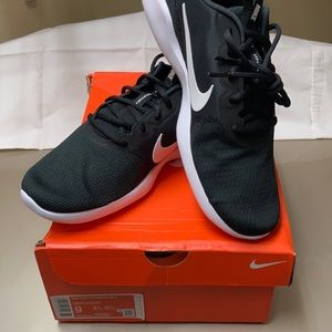 Men’s Nike Flex Experience sneakers